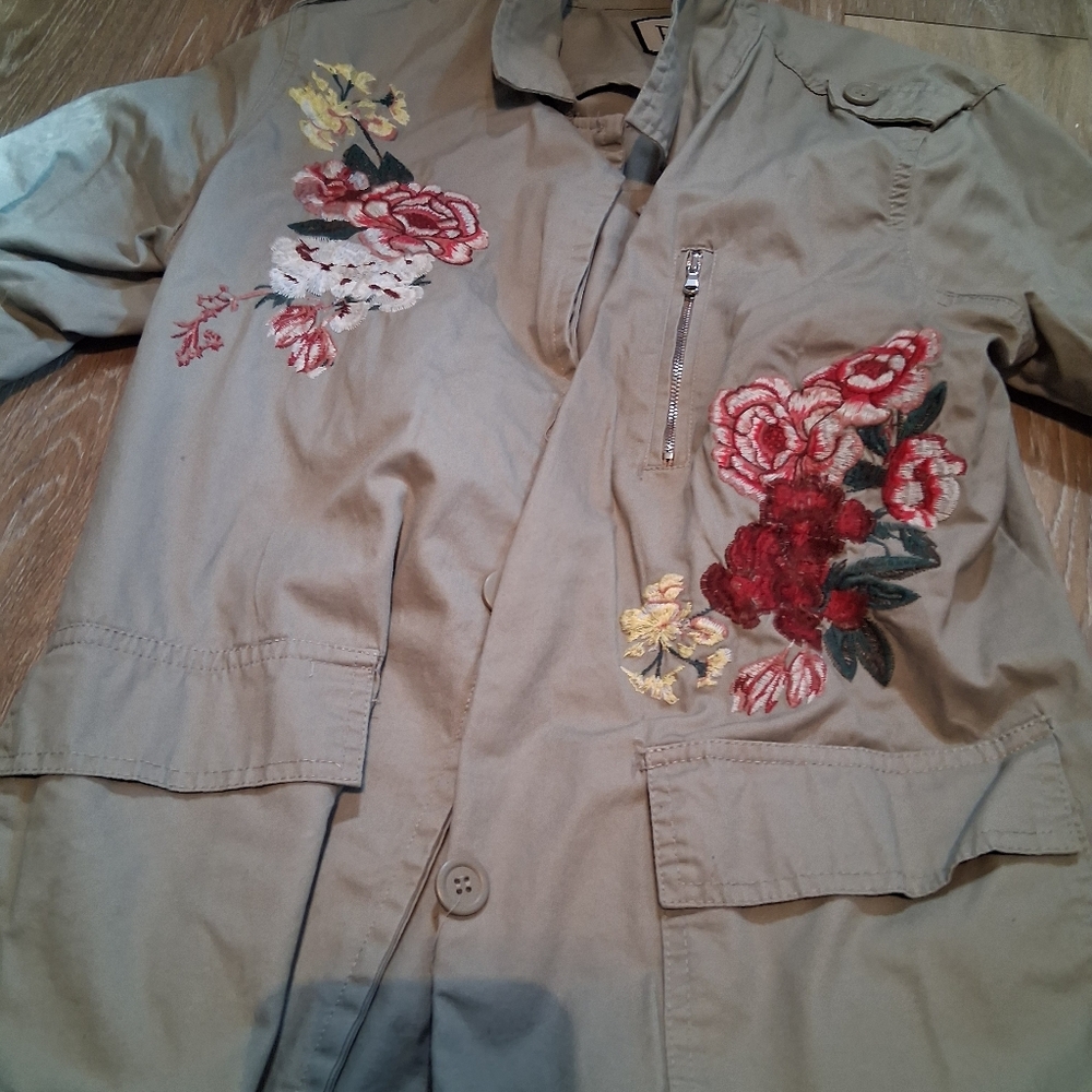 Buckle Jacket